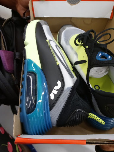 Clothing Store «Nike Clearance Store», reviews and photos, 4099 S Plaza Dr, Memphis, TN 38116, USA