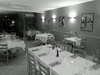 Atmosphère du Restaurant les Sources à Saint-Sylvestre-Pragoulin - n°4