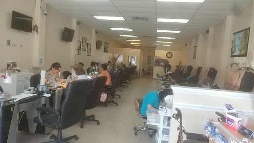 1702 N Woodland Blvd # 114, DeLand, FL 32720, USA