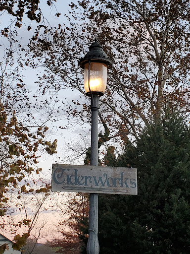 Cider Mill «Distillery Lane Ciderworks», reviews and photos, 5533 Gapland Rd, Jefferson, MD 21755, USA