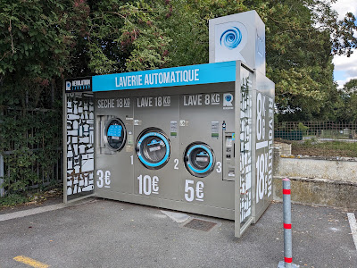Laverie Revolution laundry à Marle