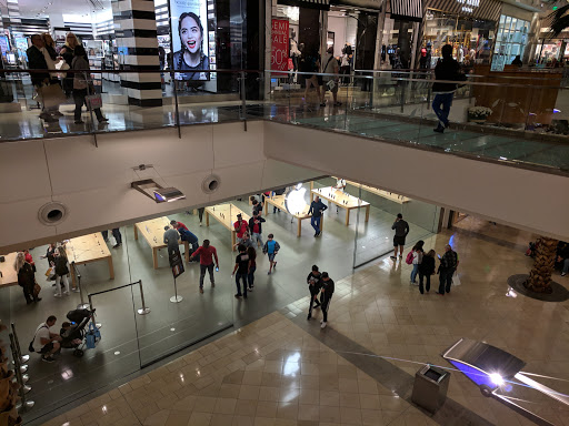 Computer Store «Apple Millenia», reviews and photos, 4200 Conroy Rd, Orlando, FL 32839, USA