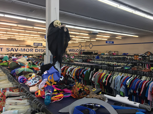 Thrift Store «Sav-Mor Discount», reviews and photos, 1725 W Orangethorpe Ave, Fullerton, CA 92833, USA