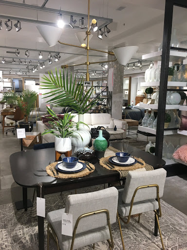 Furniture Store «west elm», reviews and photos, 400 W 47th St, Kansas City, MO 64112, USA