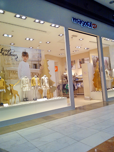 Mayoral - Tienda de Ropa Infantil y para Bebés - C.C. As Cancelas (Santiago de Compostela)