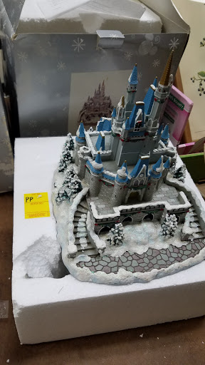 Eagles Nest Pawn Shop, 149 North Rd # C, East Windsor, CT 06088, USA, 