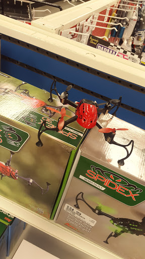 Shopping Mall «Harvard Row Mall», reviews and photos, 21762 W Eleven Mile Rd, Southfield, MI 48076, USA