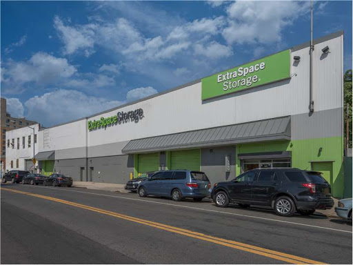 Self-Storage Facility «Secure Self Storage», reviews and photos, 1725 W Farms Rd, Bronx, NY 10460, USA