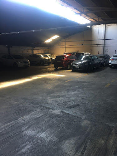 Opiniones de Parking Marco Bruto en Las Piedras - Aparcamiento