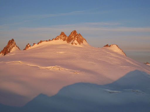 Outdoor Sports Store «Pro Ski and Mountain Service», reviews and photos, 108 W North Bend Way, North Bend, WA 98045, USA