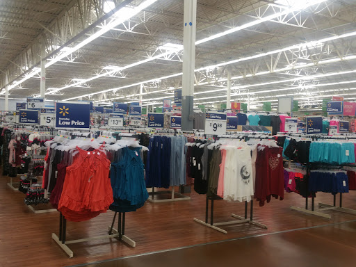 Department Store «Walmart Supercenter», reviews and photos, 3240 Wilkinson Blvd, Charlotte, NC 28208, USA