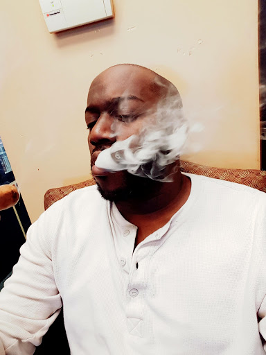 Tobacco Shop «Royal 10 Cigar & Tobacco», reviews and photos, 6401 Royalton Rd, North Royalton, OH 44133, USA