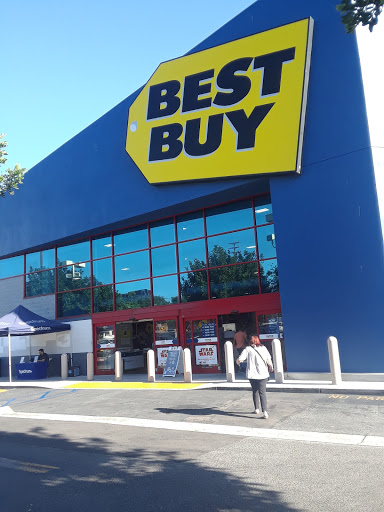 Electronics Store «Best Buy», reviews and photos, 11301 W Pico Blvd, Los Angeles, CA 90064, USA