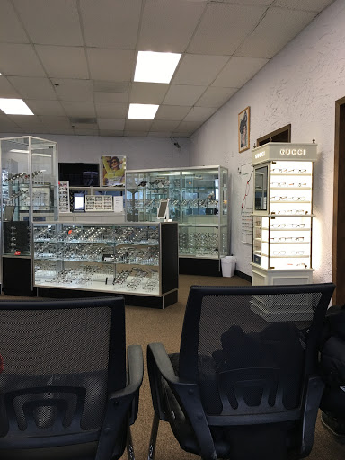 Eye Care Center «Miami Optical», reviews and photos, 3125 S Ashland Ave, Chicago, IL 60608, USA