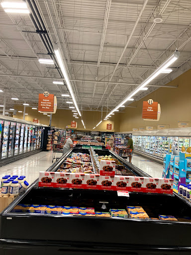 Supermarket «Giant Eagle Supermarket», reviews and photos, 21593 Lorain Rd, Fairview Park, OH 44126, USA