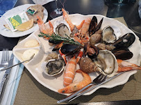 Produits de la mer du Restaurant de spécialités à base de poisson-pêcheur Le Chalut à Saint-Cyprien - n°7