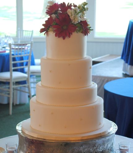 Wedding Bakery «Creme de la Cake», reviews and photos, 2025 W Bullard Ave, Fresno, CA 93711, USA