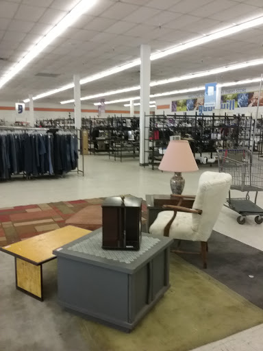 Thrift Store «Greenfield & University Goodwill Retail Store & Donation Center», reviews and photos, 4412 E University Dr, Mesa, AZ 85205, USA