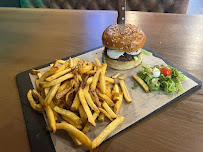 Hamburger du Restaurant Jungle Kitchen à Saint-Ouen-sur-Seine - n°17