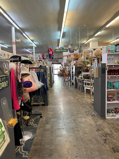 Antique Store «Merchant Square», reviews and photos, 1509 N Arizona Ave, Chandler, AZ 85225, USA