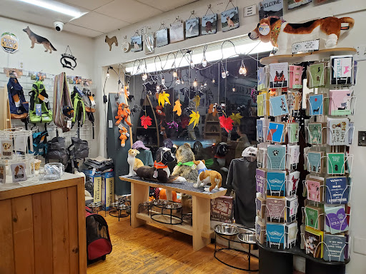 Pet Supply Store «Bark Harbor», reviews and photos, 150 Main St # 3, Bar Harbor, ME 04609, USA
