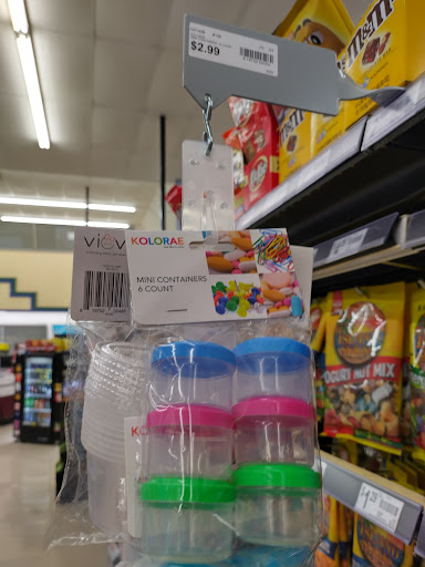 Grocery Store «Lowes Market», reviews and photos, 8010 FM2673, Canyon Lake, TX 78133, USA