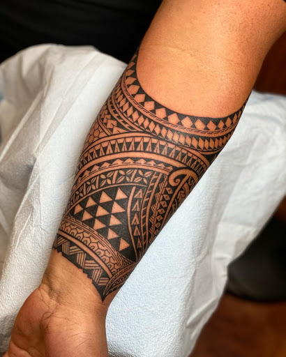 Tattoo Shop «Earthbound Tattoo», reviews and photos, 490 Orange Ave, Sand City, CA 93955, USA