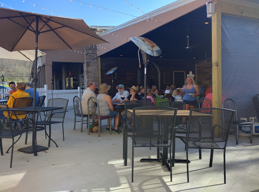 Restaurant «Mountain Pie Company», reviews and photos, 3522 Teays Valley Road A, Hurricane, WV 25526, USA