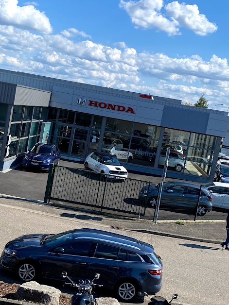 Honda Schumpp Automobiles Strasbourg à Souffelweyersheim (Bas-Rhin 67)