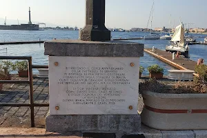 Passeggiata a Mare Messina image