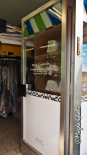 Opinii despre Teinturerie blanchisserie Krieg în Nyon - Wäscherei