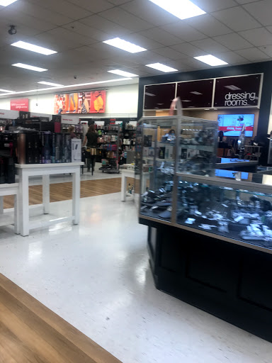 Department Store «T.J. Maxx», reviews and photos, 125 Interstate Shop Center, Ramsey, NJ 07446, USA