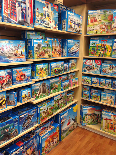 Toy Store «Piccolo Mondo Toys», reviews and photos, 12345 SW Horizon Blvd, Beaverton, OR 97007, USA