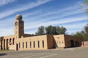 Moghul Park Mosque image