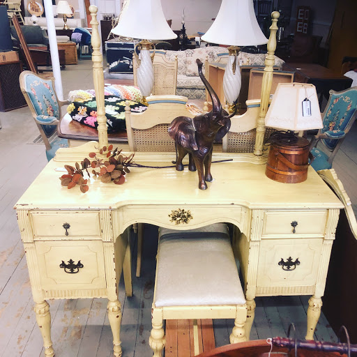 Antique Furniture Store «Consign & Design Center LLC», reviews and photos, 35 S Main St, West Lebanon, NH 03784, USA