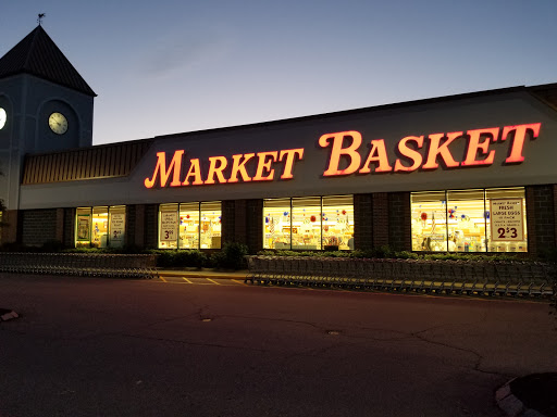 Grocery Store «Market Basket», reviews and photos, 100 Market Street, Tilton, NH 03276, USA