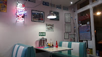 Atmosphère du Restaurant américain My Ami - Fifties American Diner à Thonon-les-Bains - n°10