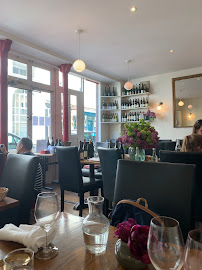 Atmosphère du Restaurant français Sot l'y Laisse à Paris - n°2