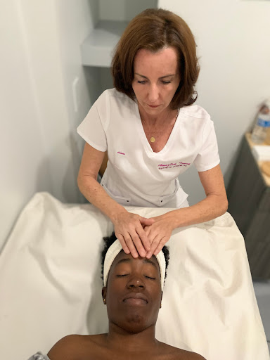 Hair Salon «Francesca Guerrera Salon & Spa», reviews and photos, 2424 E Las Olas Blvd, Fort Lauderdale, FL 33301, USA