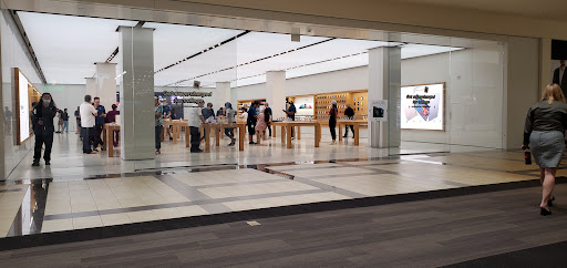 Apple Brea Mall, 1065 Brea Mall, Brea, CA 92821, USA, 