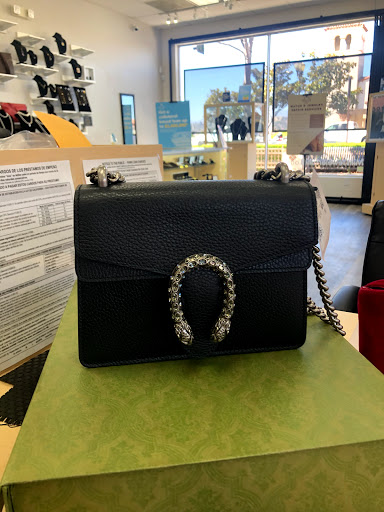 Jeweler «Mills Jewelers Camarillo», reviews and photos, 2171 Ventura Blvd, Camarillo, CA 93010, USA
