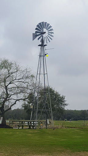 Golf Course «Austin Bayou Golf Course and RV Park», reviews and photos, 2111 County Rd 33, Danbury, TX 77534, USA