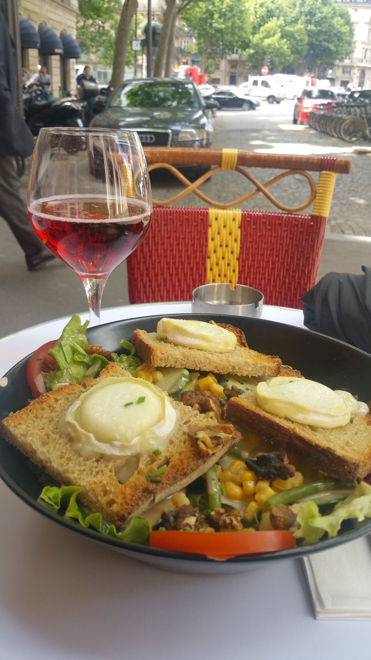 Photo n° 3 de l'avis de T.l fait le 07/06/2017 à 13:52