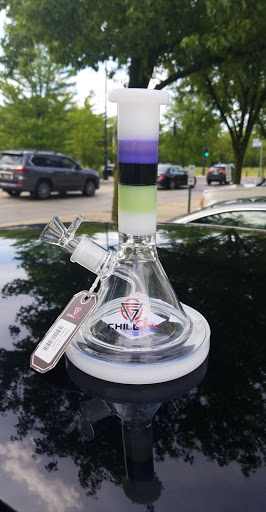 Vaporizer Store «Zee Vapor and Tobacco», reviews and photos, 6325 Dempster St, Morton Grove, IL 60053, USA