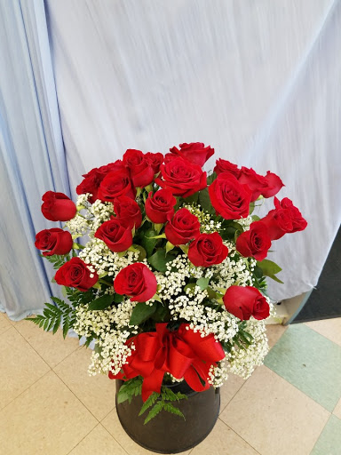 Florist «Morton Grove Florist», reviews and photos, 5741 Dempster St, Morton Grove, IL 60053, USA