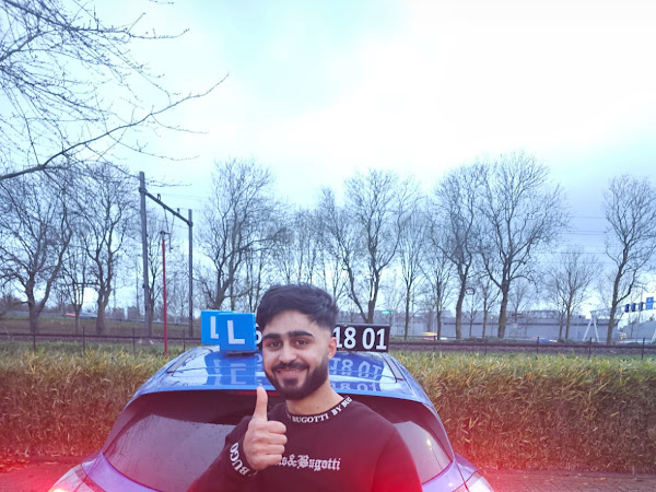 Image d'avis de ali H