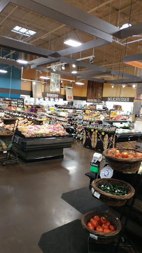 Grocery Store «Fred Meyer», reviews and photos, 2500 Santiam Hwy SE, Albany, OR 97322, USA