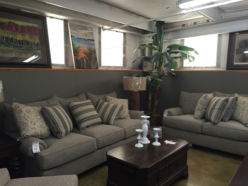 Furniture Store «Akins Furniture (Dogtown)», reviews and photos, 3450 Co Rd 81, Fort Payne, AL 35967, USA