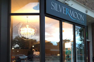 Silvermoon Salon