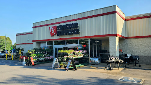 Home Improvement Store «Tractor Supply Co.», reviews and photos, 5111 Murfreesboro Rd, College Grove, TN 37046, USA